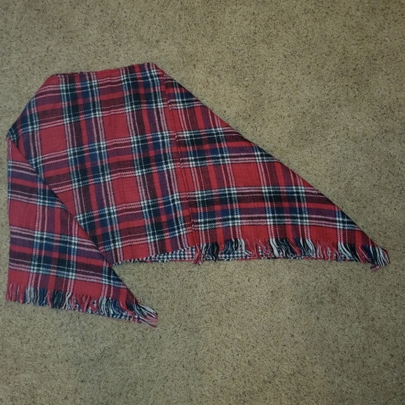 Red Plaid poncho One Size - Picture 2 of 3